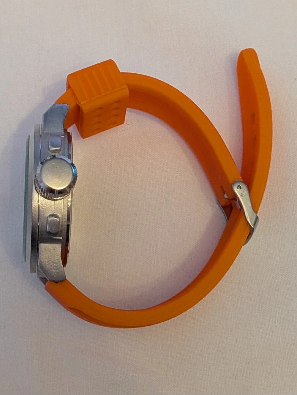 Strada Orange Silicone Strap Men’s Quartz Watch